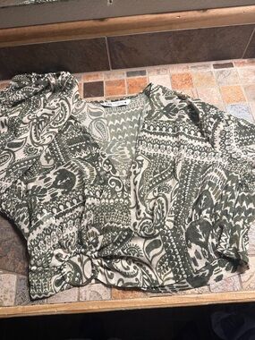 Zara Olive Green & Cream Printed Crop Top